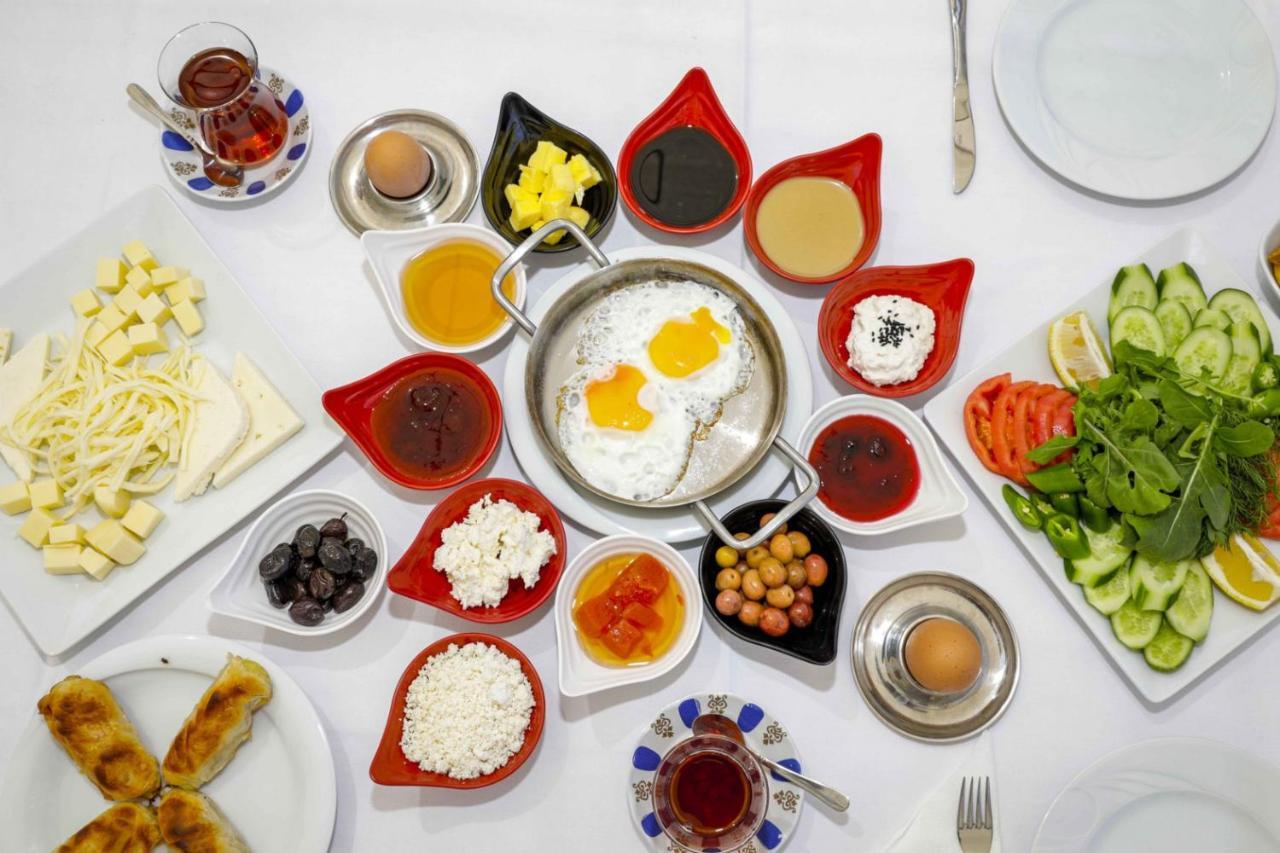 Teos Ormanci Tatil Koyu Hotel Seferihisar Ngoại thất bức ảnh