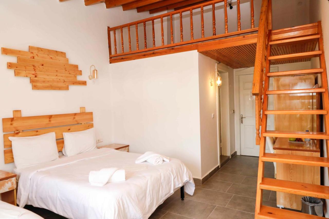 Teos Ormanci Tatil Koyu Hotel Seferihisar Ngoại thất bức ảnh