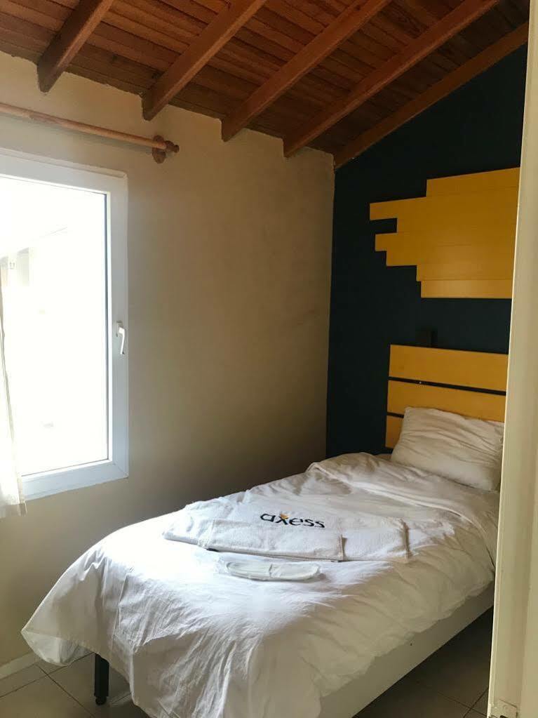 Teos Ormanci Tatil Koyu Hotel Seferihisar Ngoại thất bức ảnh
